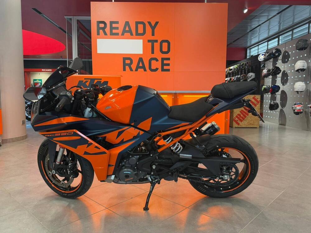 KTM RC 390 (2022 - 25) (2)