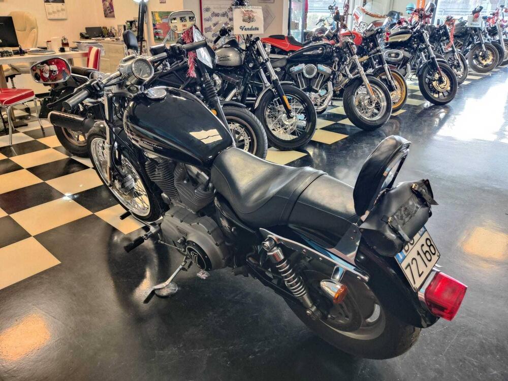 Harley-Davidson 883 Custom (2006 - 07) - XL 883C (7)