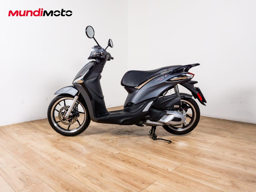 Piaggio Liberty 125 S i-get ABS (2016) (6)