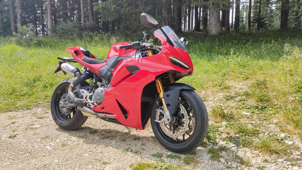 Ducati Panigale V2 S (2025) (2)
