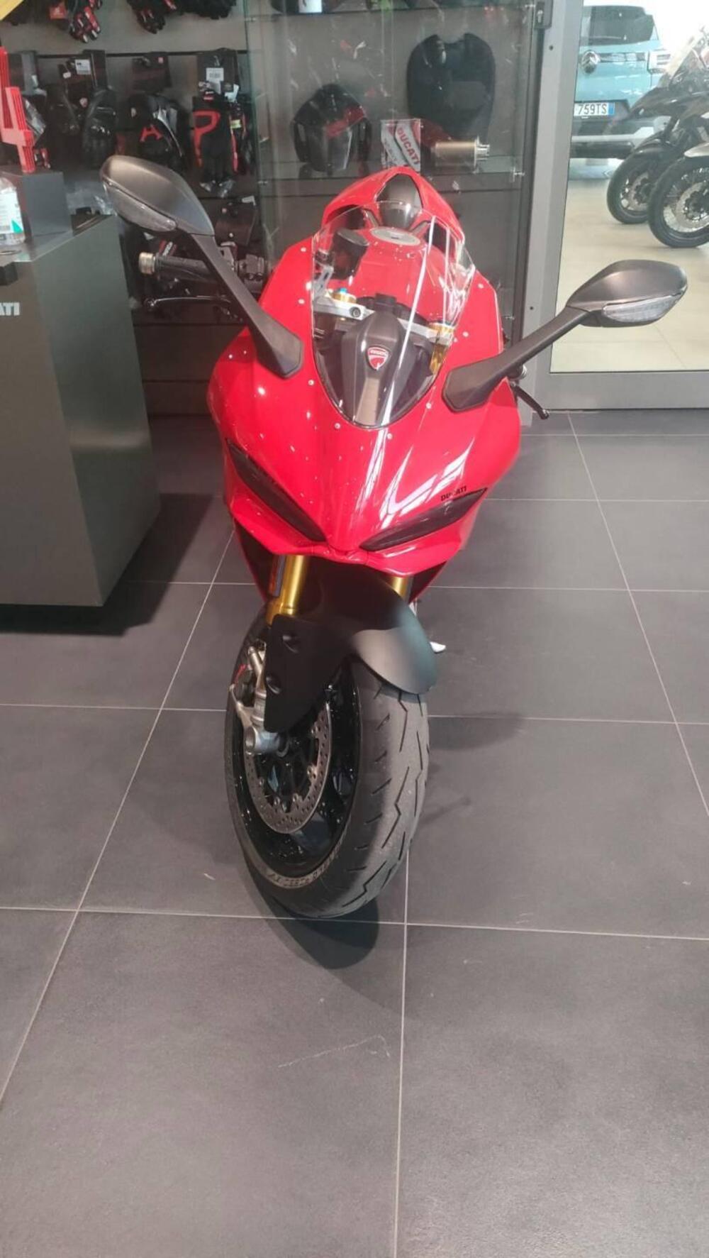 Ducati Panigale V2 S (2025) (5)