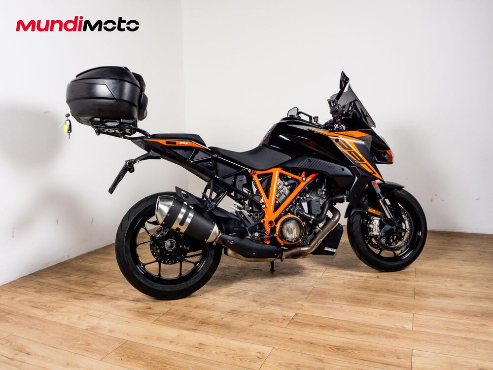 KTM 1290 Super Duke GT (2022 - 25) (3)