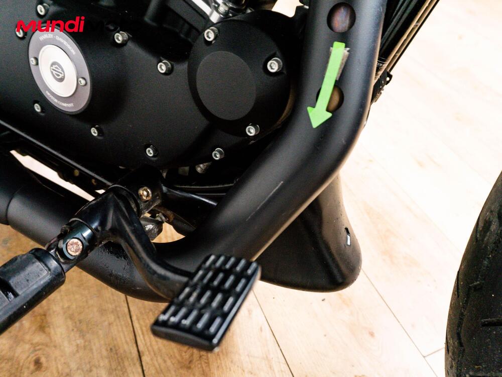 Harley-Davidson 883 Iron (2012 - 14) - XL 883N (18)