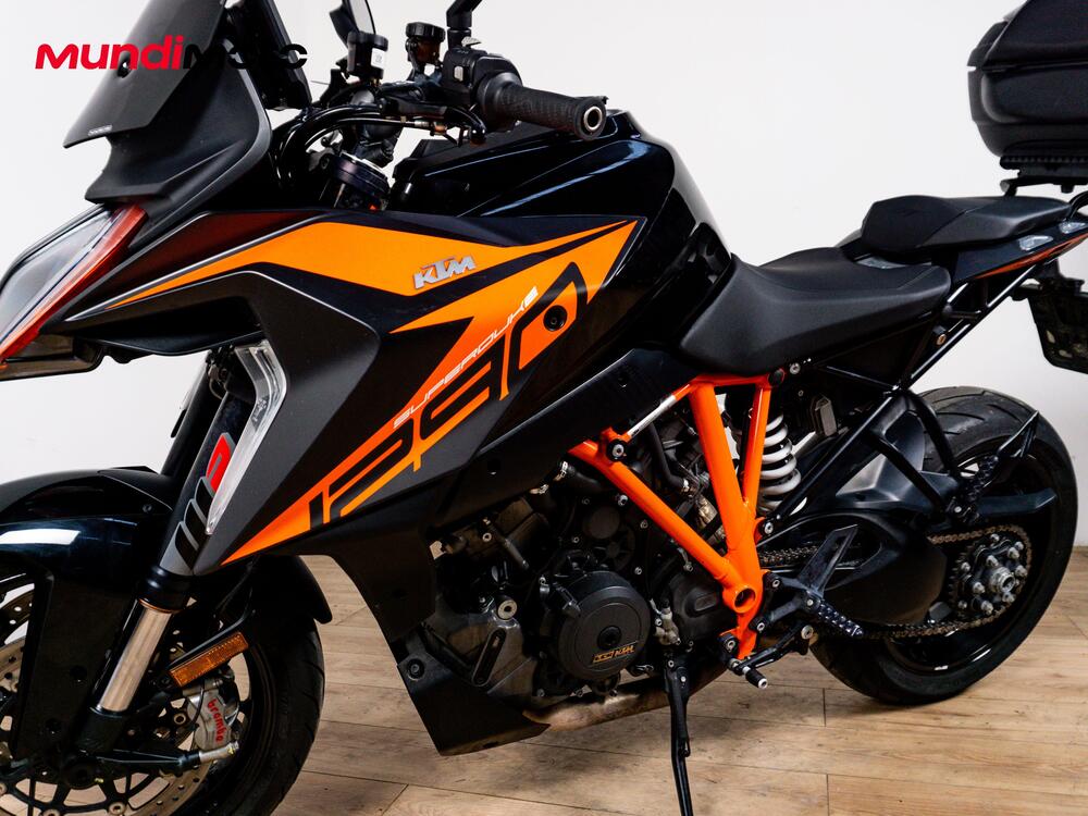 KTM 1290 Super Duke GT (2022 - 25) (9)