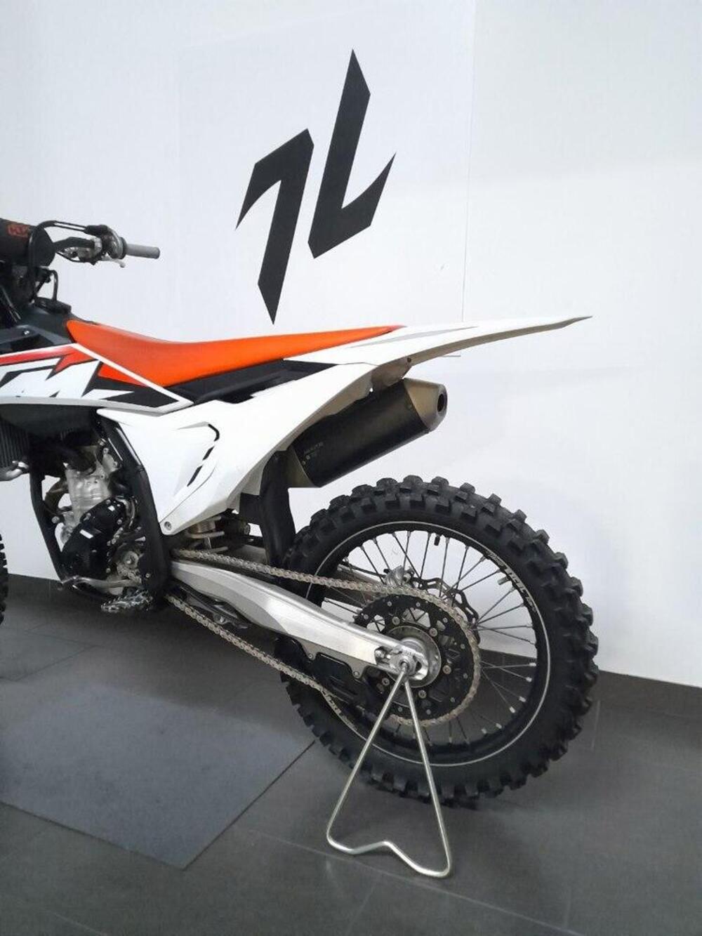 KTM 250 SX-F (2023) (3)
