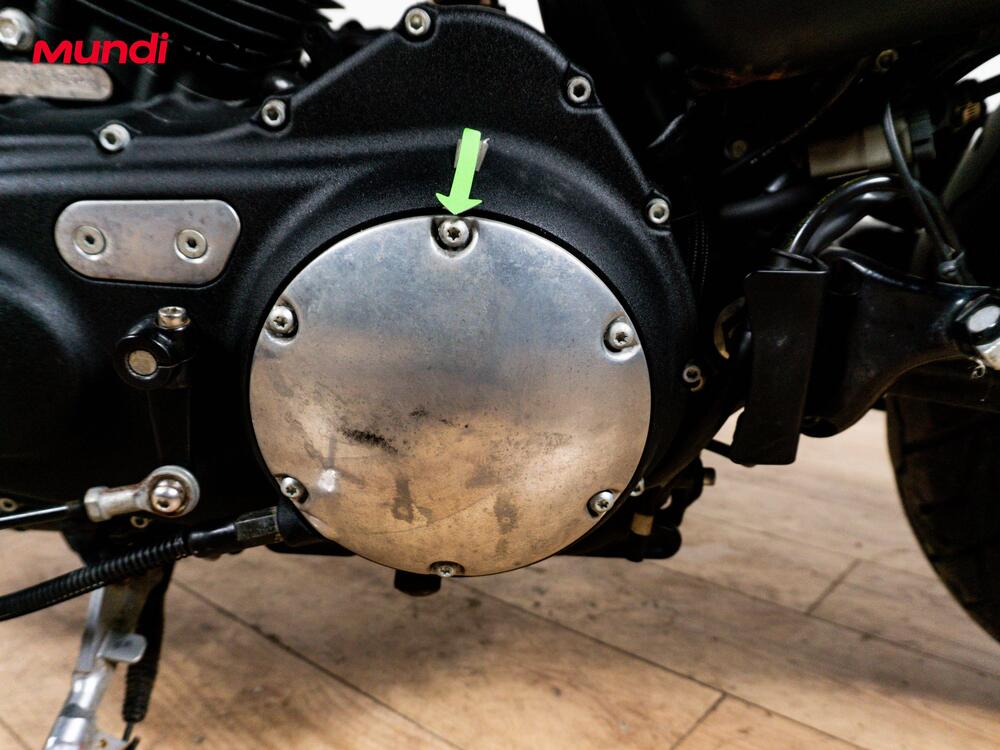 Harley-Davidson 883 Iron (2012 - 14) - XL 883N (15)