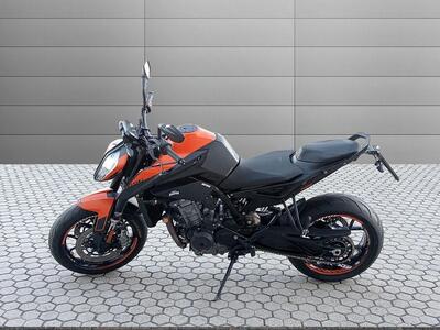 KTM 890 Duke (2021 - 23) usata