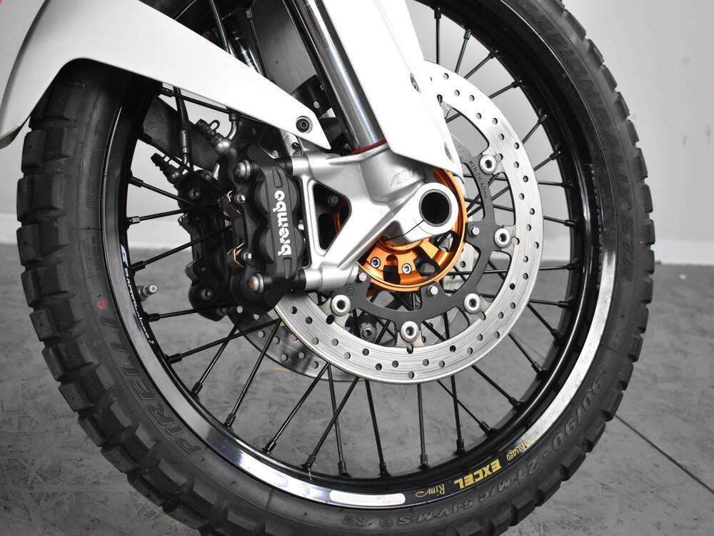 KTM 1290 Super Adventure R (2021) (11)