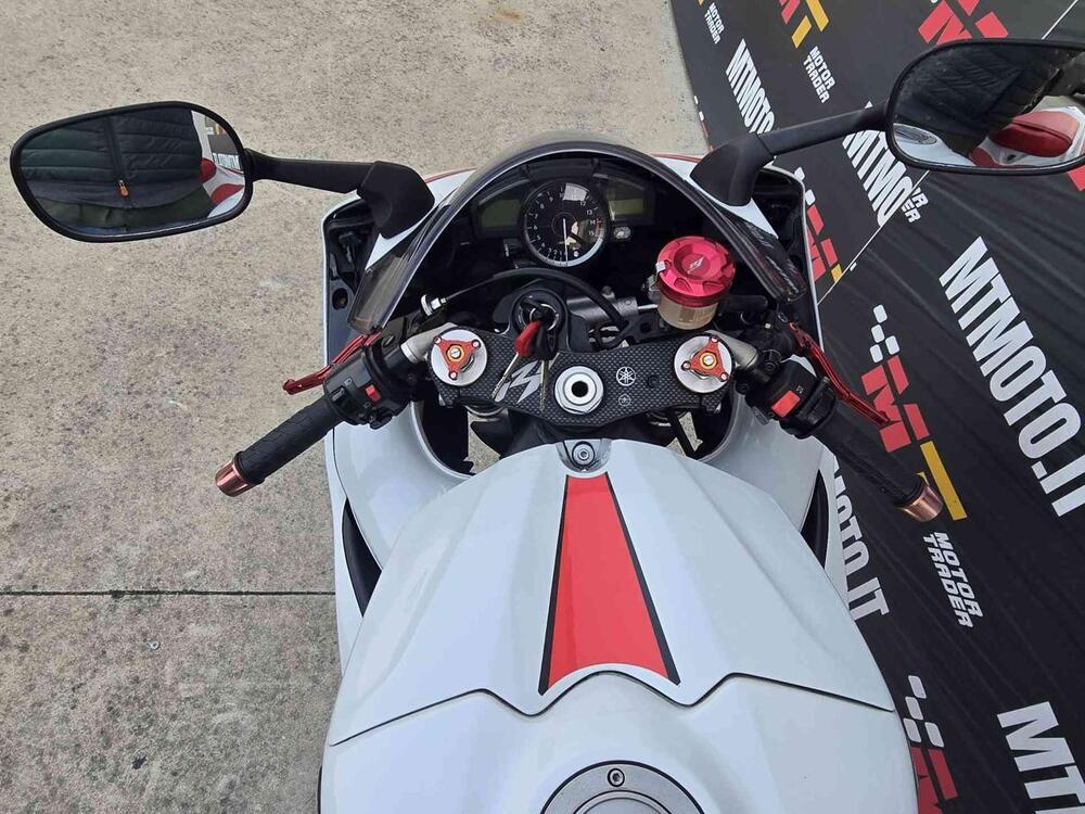 Yamaha YZF R1 (2007 - 08) (20)
