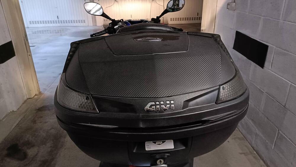 Kawasaki J 300 (2017 - 21) (2)