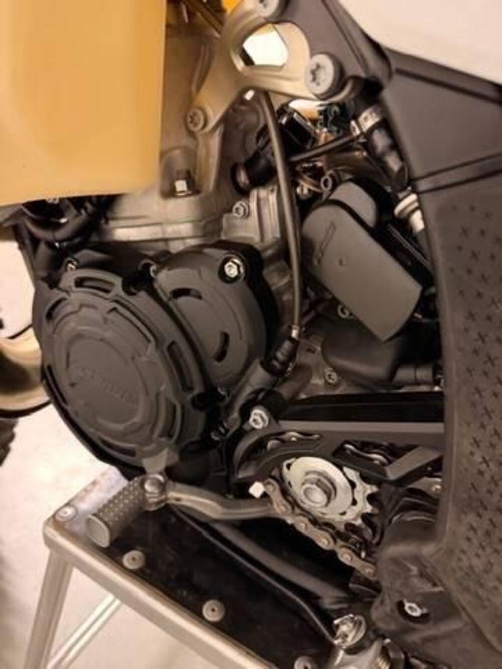 Husqvarna TE 300 Pro (2024) (10)