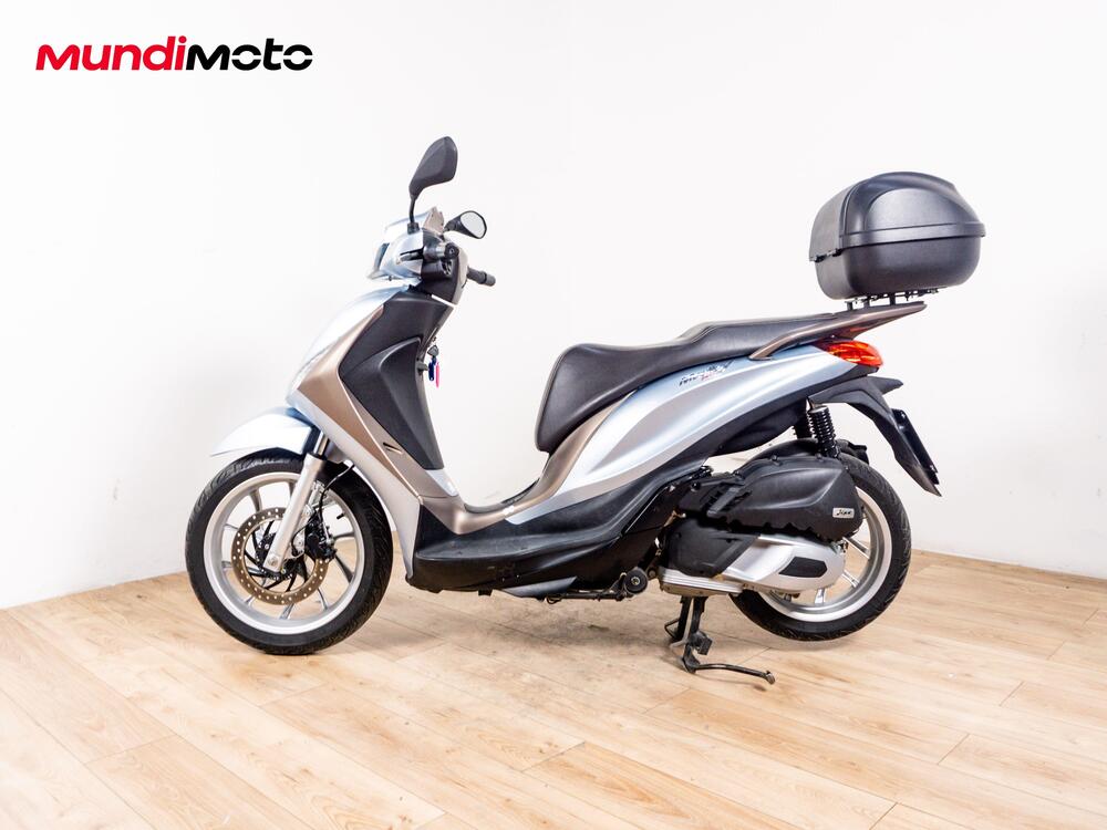 Piaggio Liberty 125 S i-get ABS (2016) (6)