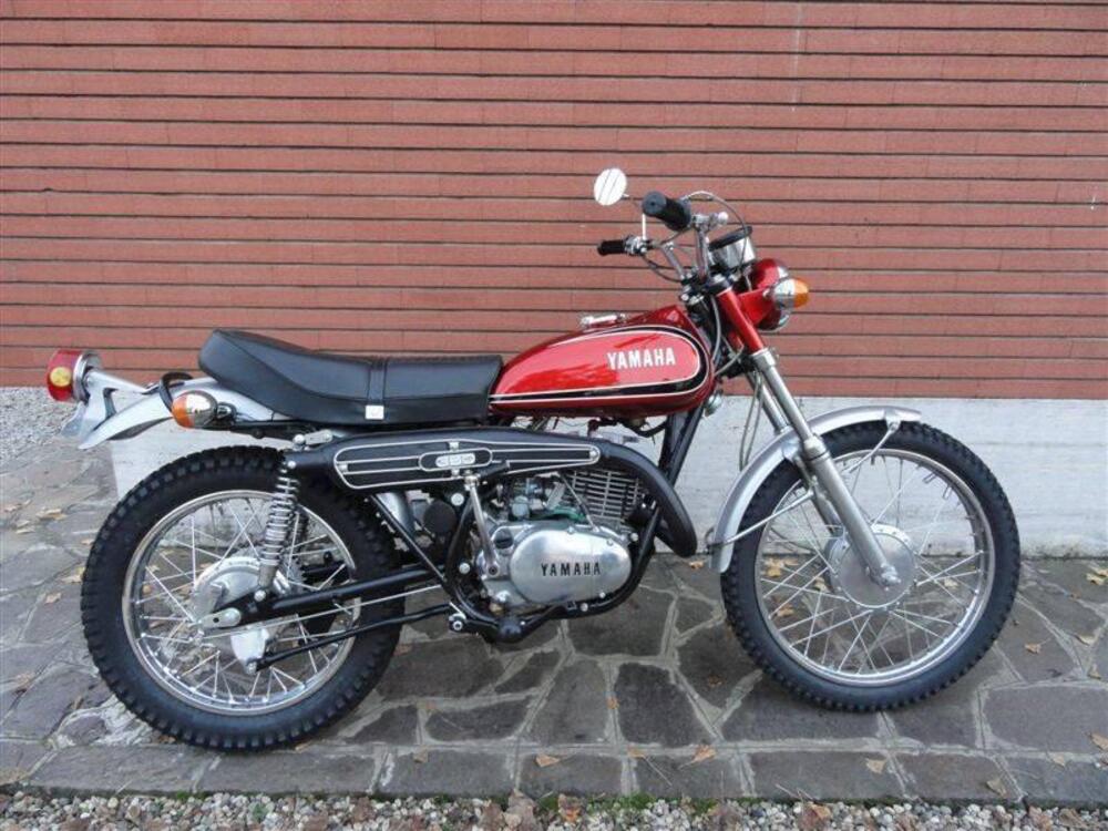 Yamaha RT2360 (3)