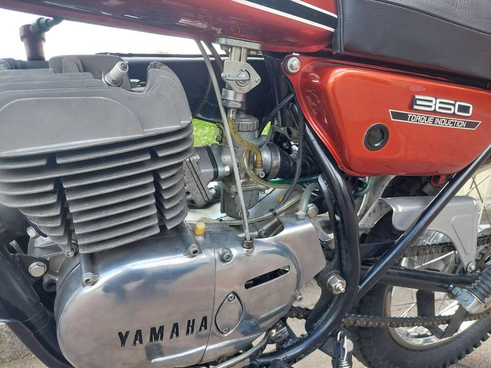 Yamaha RT2360 (14)