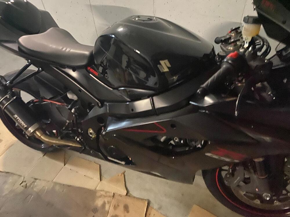 Suzuki GSX-R1000 (2006 - 08) (2)