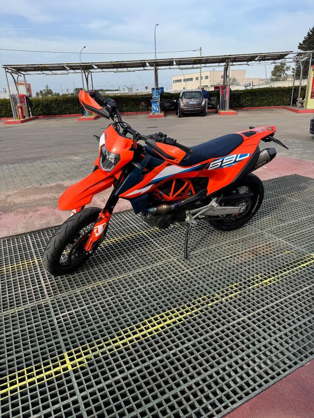 KTM 690 SMC R (2023 - 25) (6)