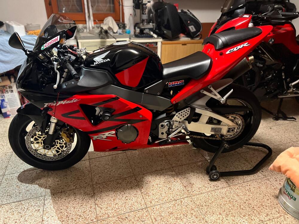 Honda CBR 900 RR Fireblade (2002 - 04) (4)