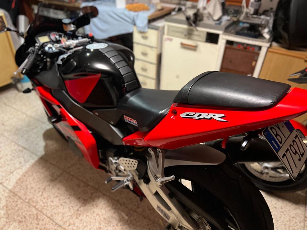 Honda CBR 900 RR Fireblade (2002 - 04) (6)