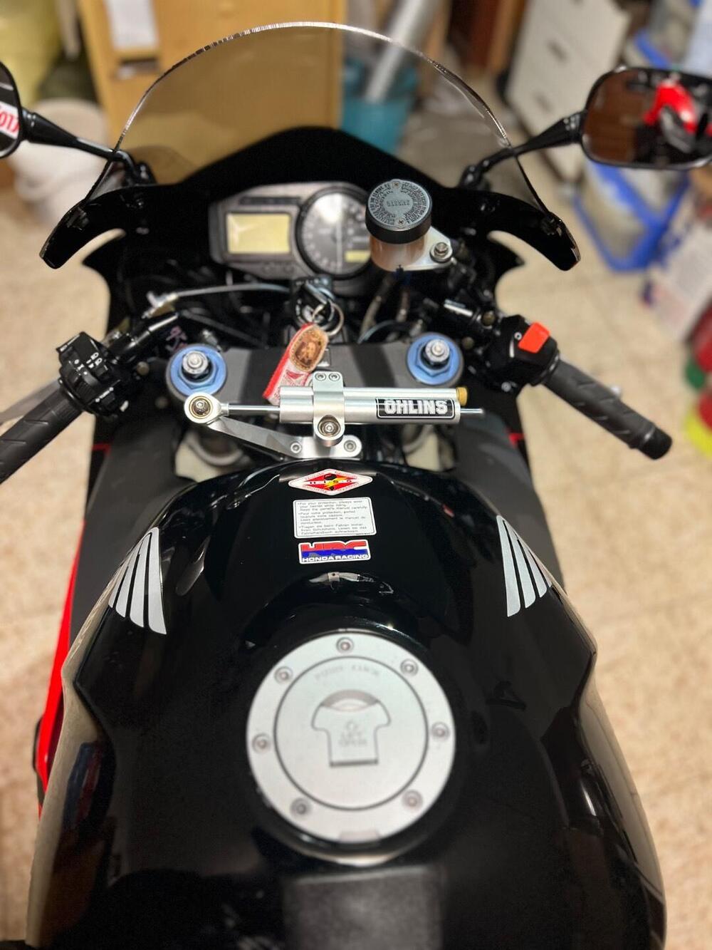 Honda CBR 900 RR Fireblade (2002 - 04) (10)