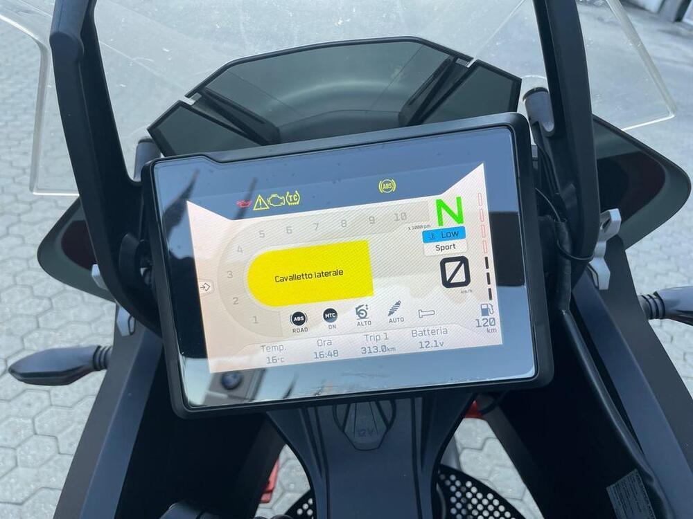 KTM 1290 Super Adventure S (2021) (6)