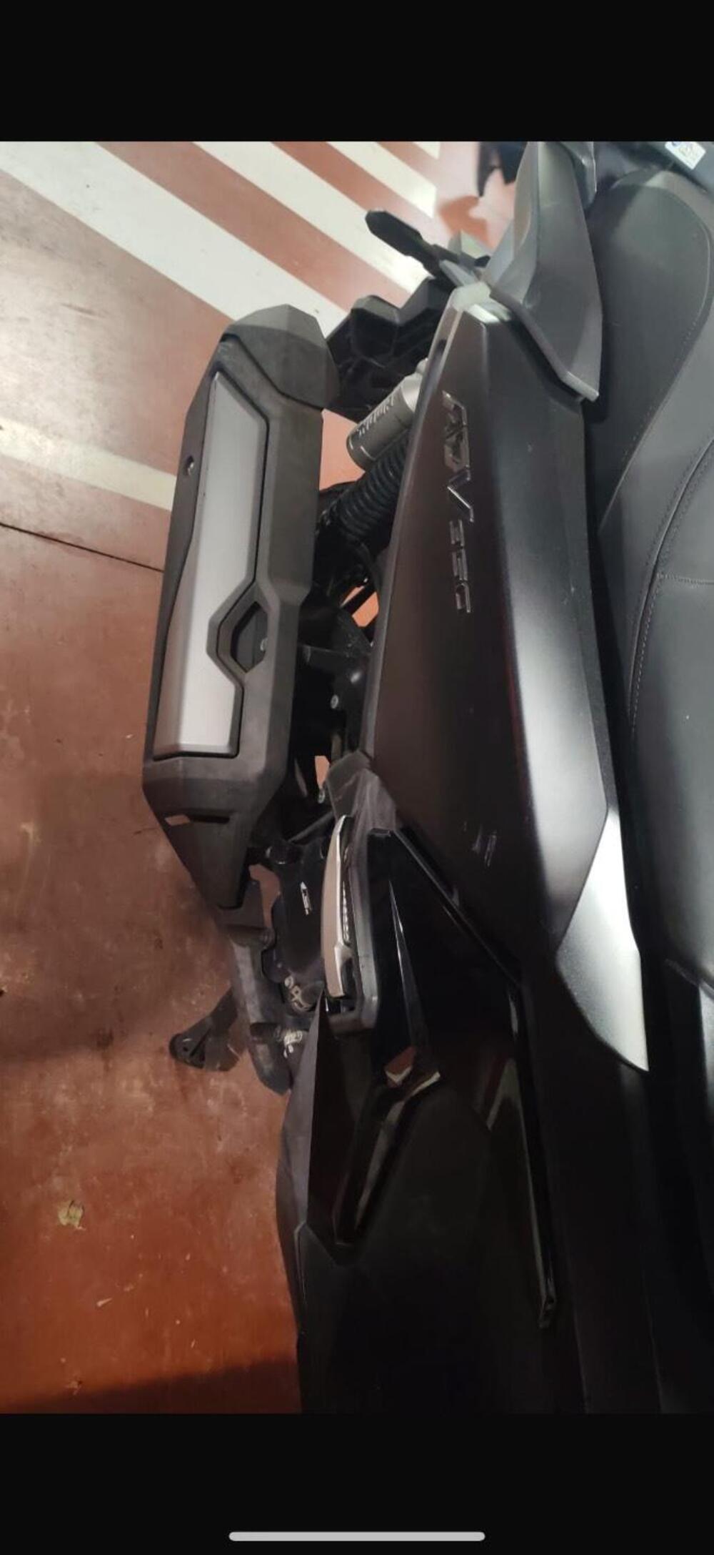 Honda ADV 350 (2022 - 24) (6)