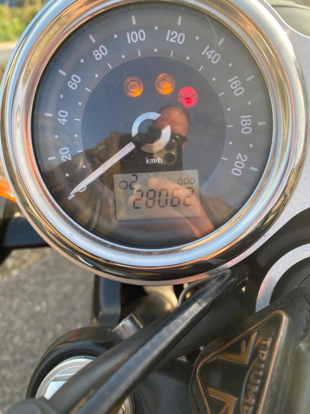 Triumph Bonneville T100 Black (2017 - 20) (5)