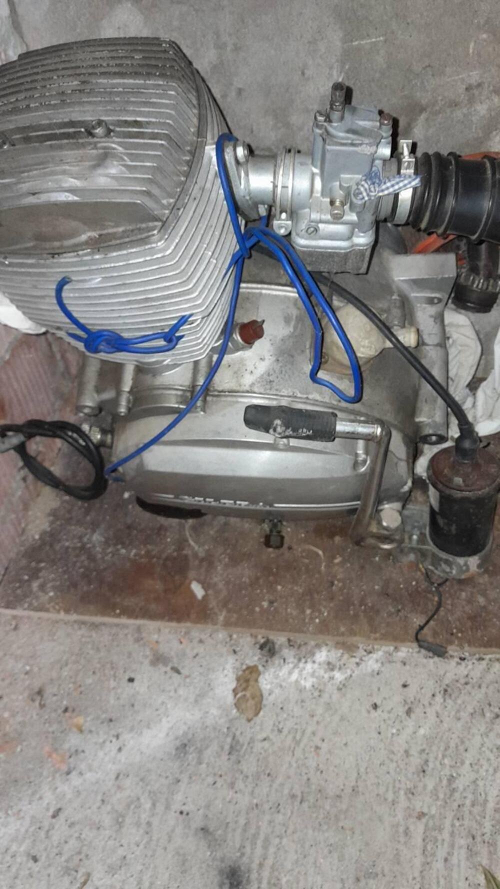 Gilera 125 / 150 ARCORE (10)