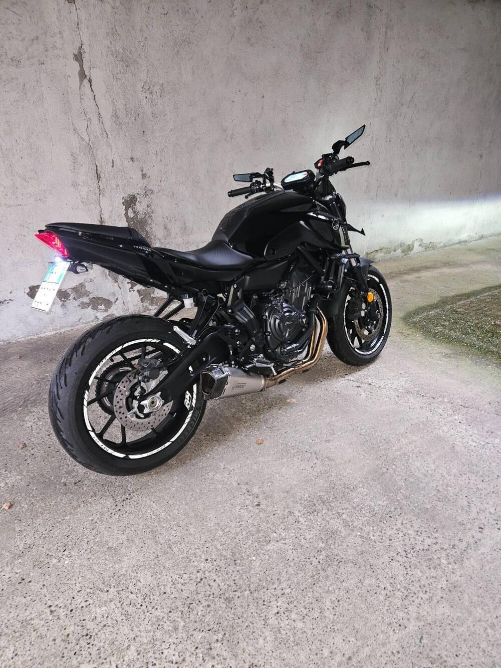 Yamaha MT-07 Pure (2023 - 25) (4)