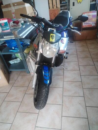 Suzuki GSR 600 (2006 - 11) usata