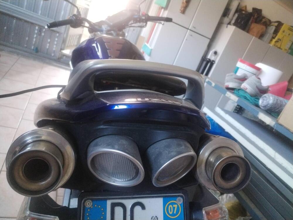 Suzuki GSR 600 (2006 - 11) (3)