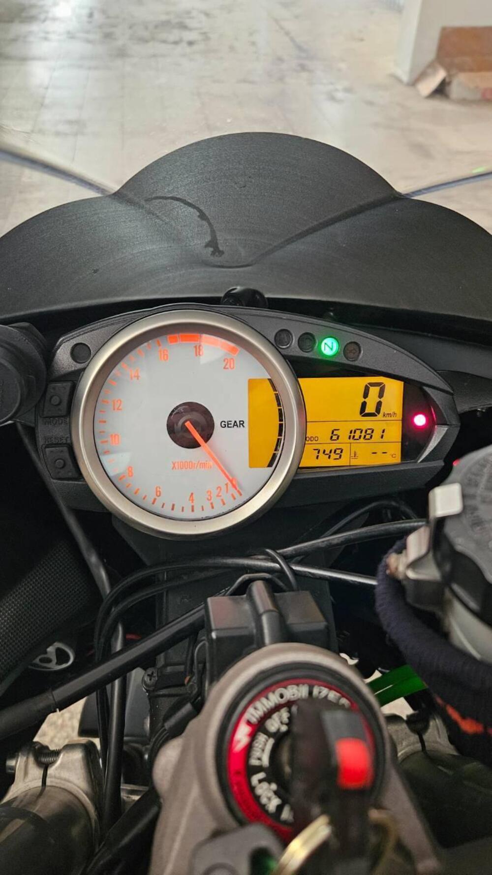 Kawasaki Ninja 600 ZX-6R (2007 - 08) (3)