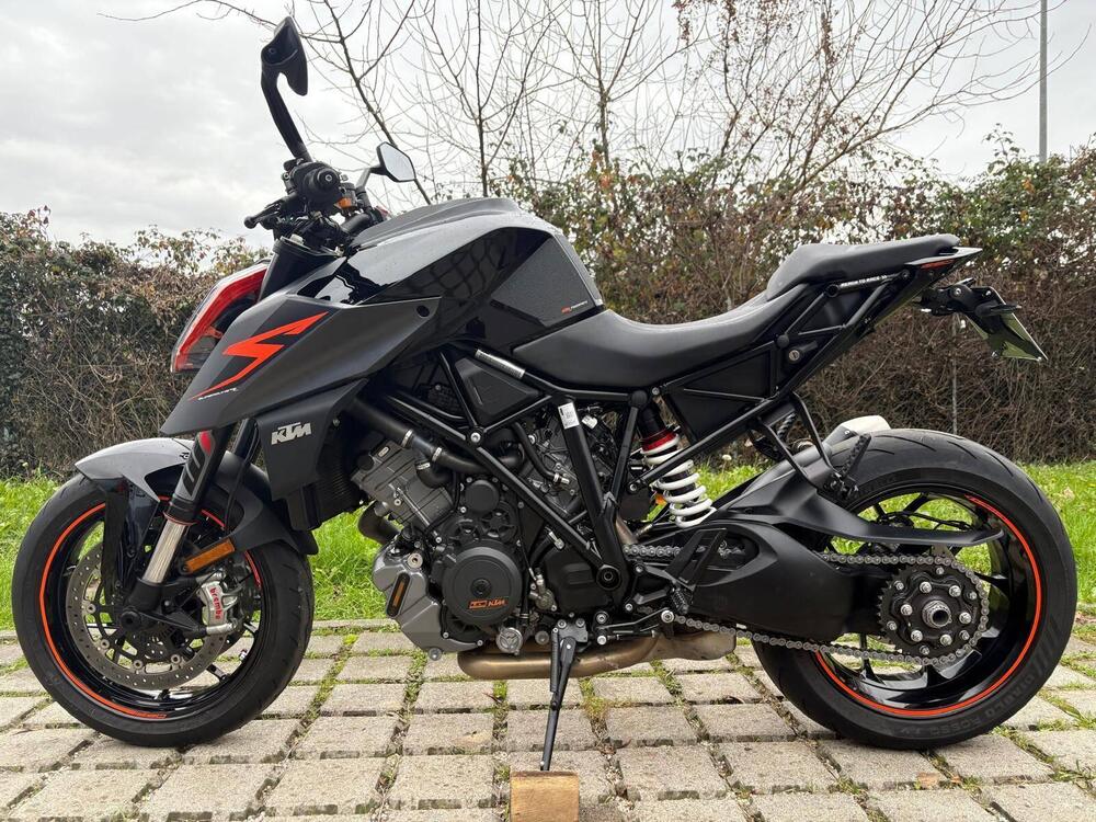 KTM 1290 Super Duke R ABS (2017 - 18) (3)