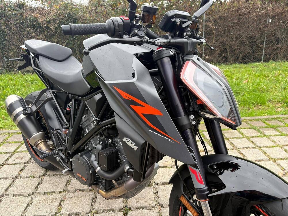 KTM 1290 Super Duke R ABS (2017 - 18) (4)