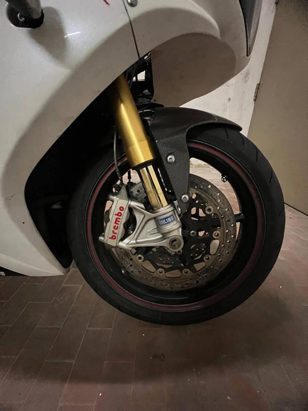 Triumph Daytona 675 R (2010 - 12) (2)