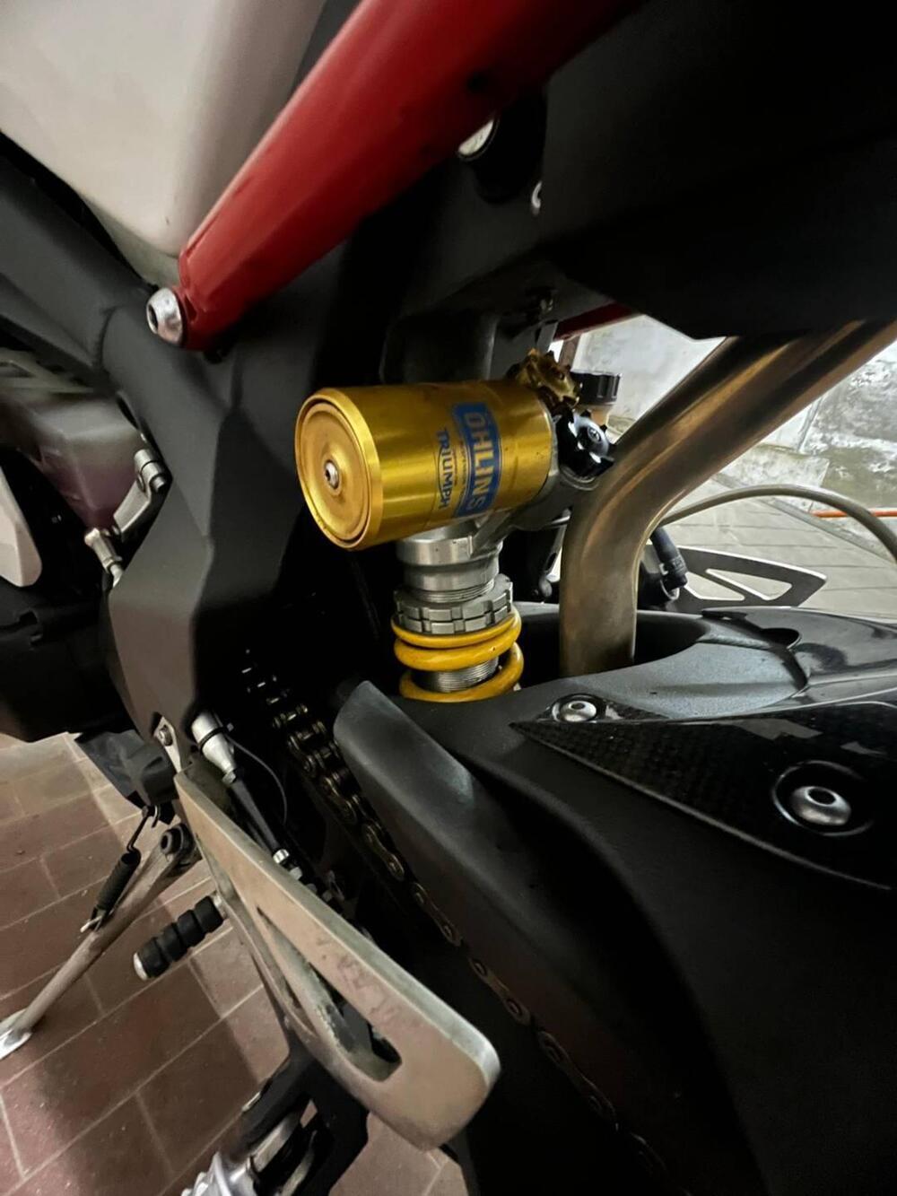 Triumph Daytona 675 R (2010 - 12) (4)
