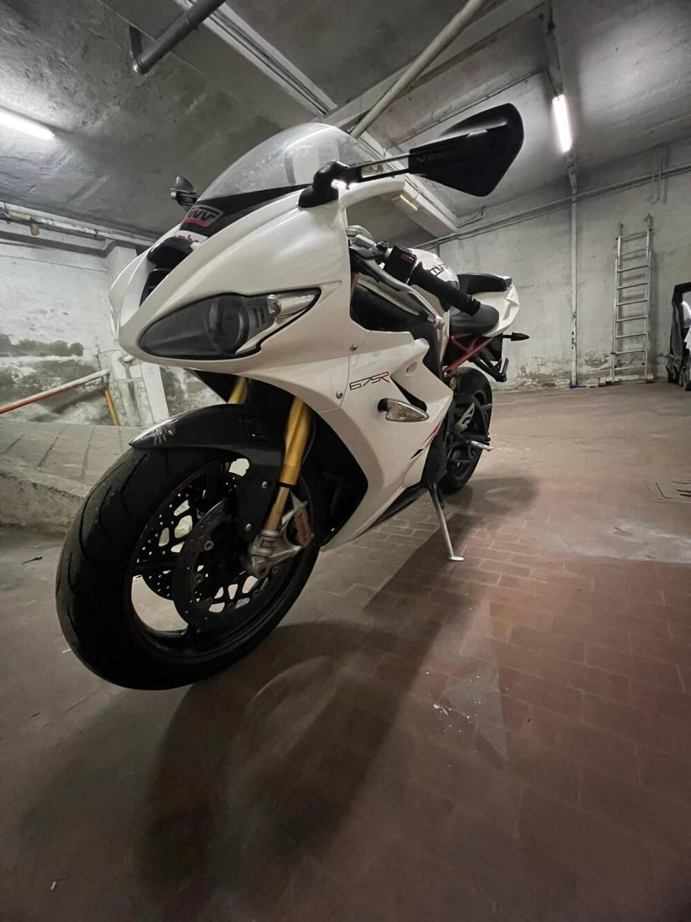 Triumph Daytona 675 R (2010 - 12) (12)