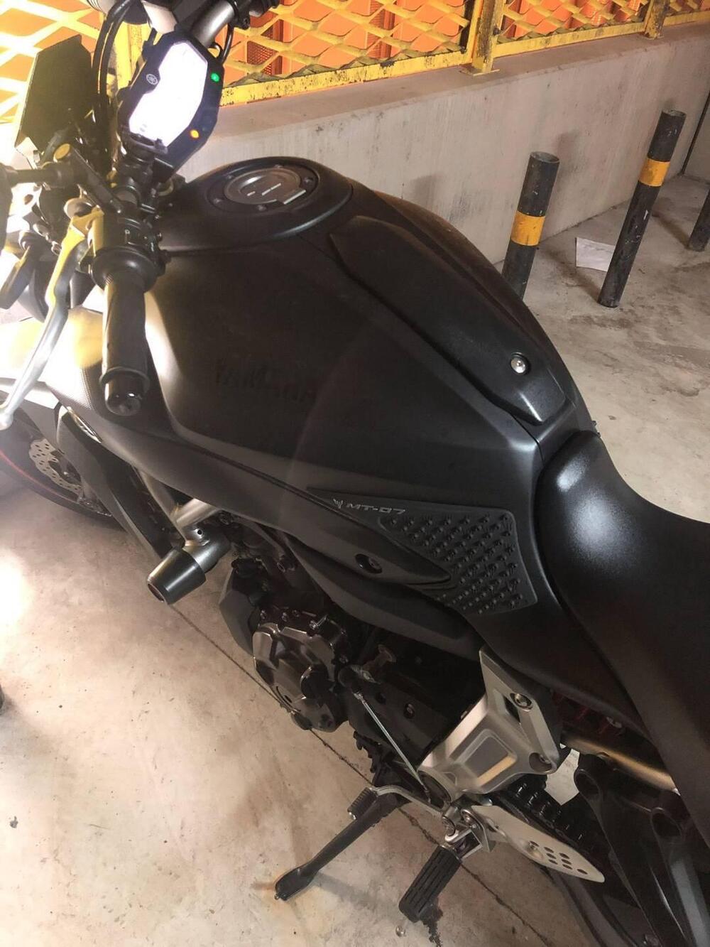 Yamaha MT-07 (2014 - 16) (3)