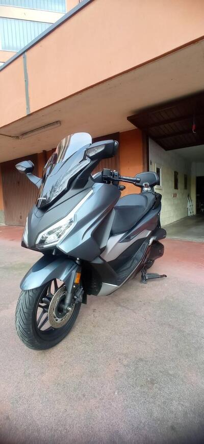 Honda Forza 350 (2022 - 24) usata