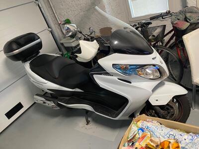 Suzuki Burgman AN 400 (2008 - 13) usata