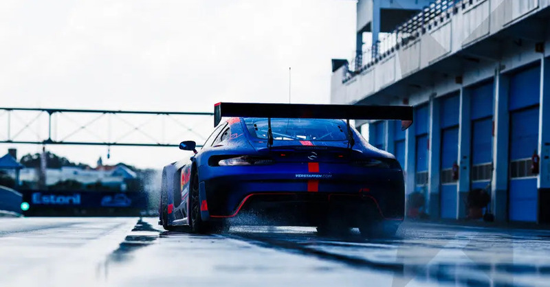 Un nuovo capitolo per Max Verstappen: perch&eacute; ha lasciato Ferrari e scelto Mercedes per il 2026