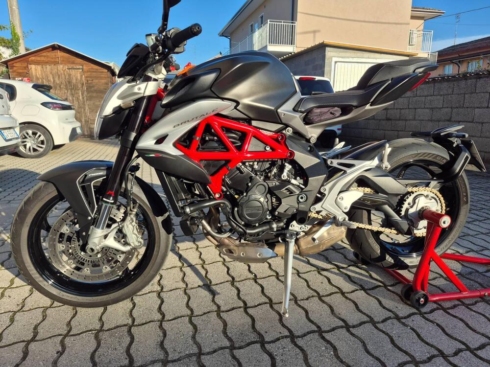 MV Agusta Brutale 800 EAS ABS (2016 - 19)