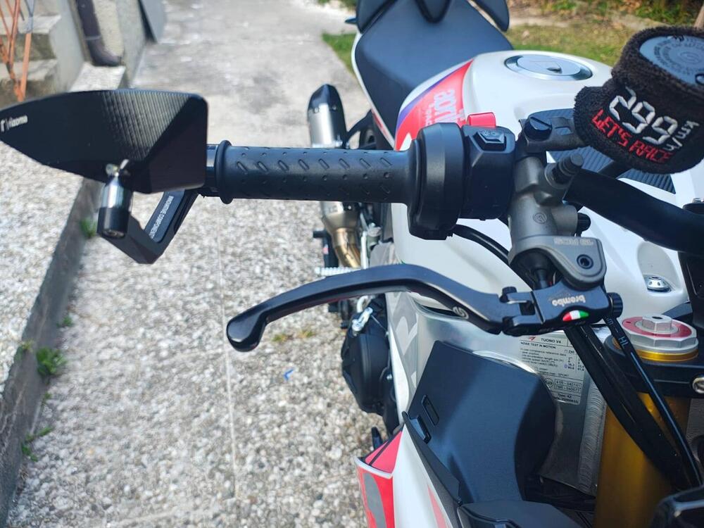 Aprilia Tuono V4 (2021 - 24) (6)