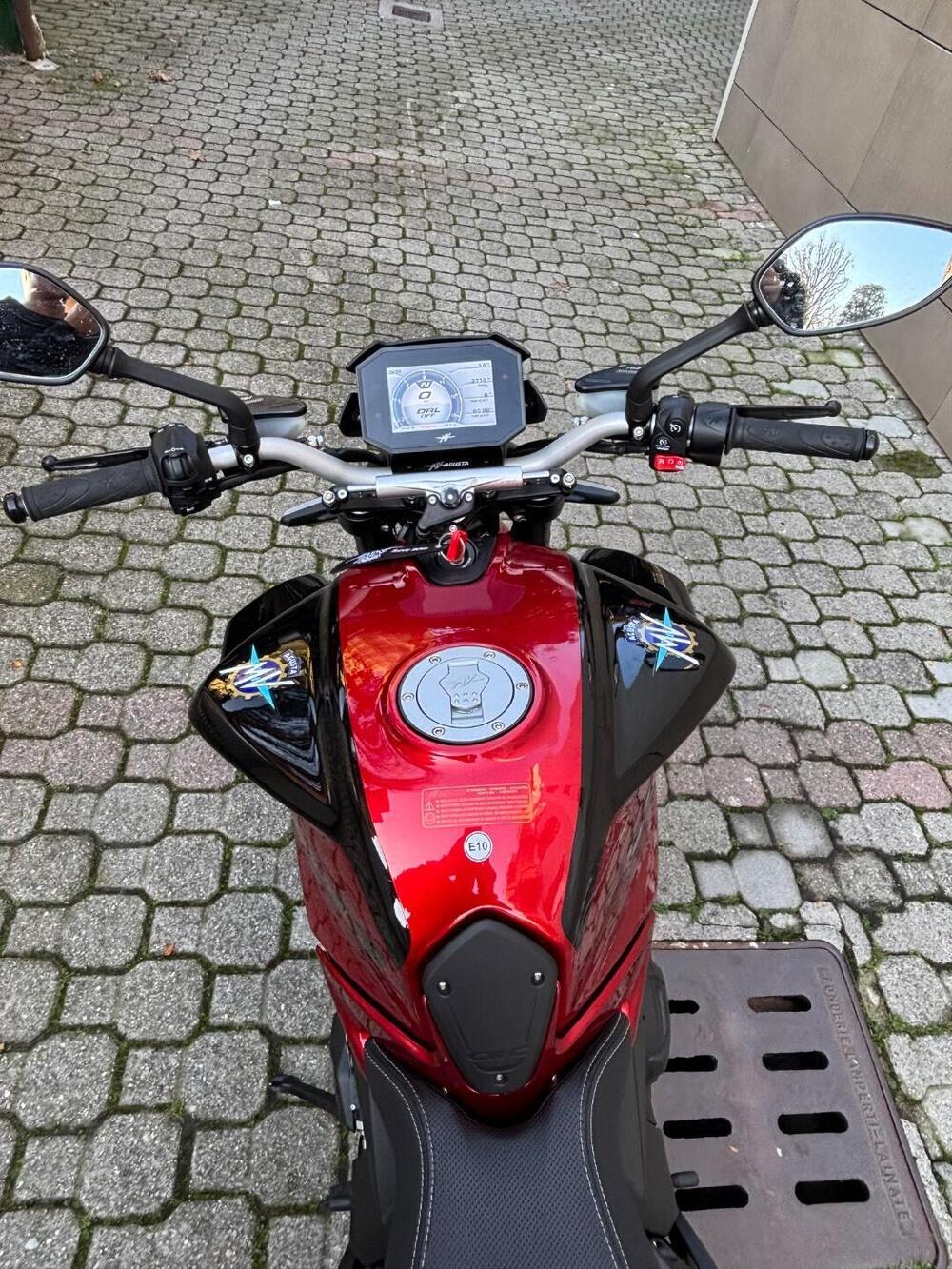 MV Agusta Brutale 800 RR (2021 - 25) (3)