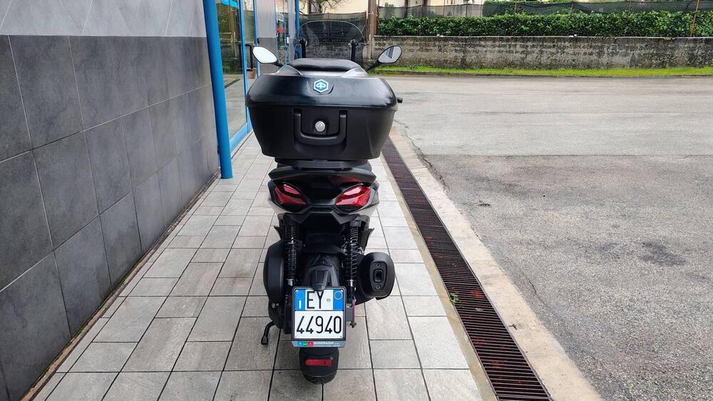 Piaggio Beverly 300 S ABS-ASR (2021 - 25) (4)