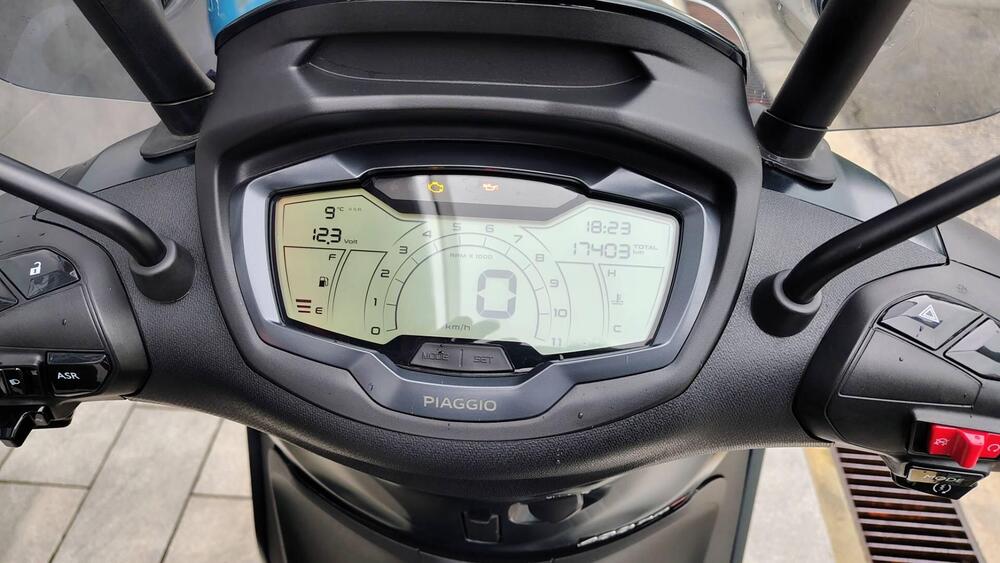 Piaggio Beverly 300 S ABS-ASR (2021 - 25) (5)