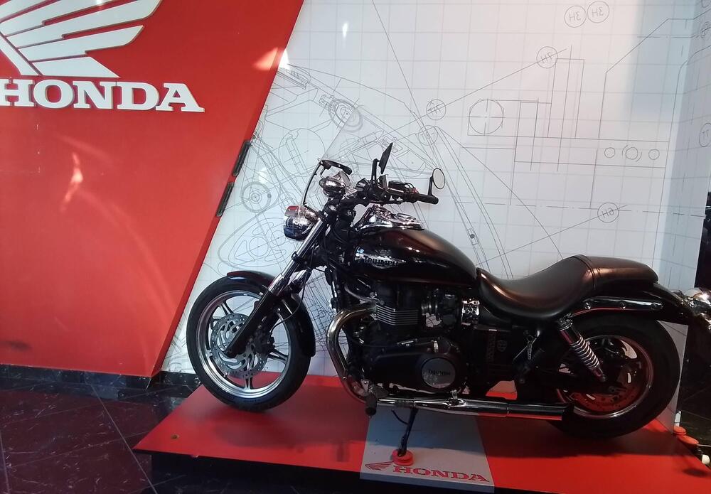 Triumph Speedmaster 865 (2010 - 17) (10)