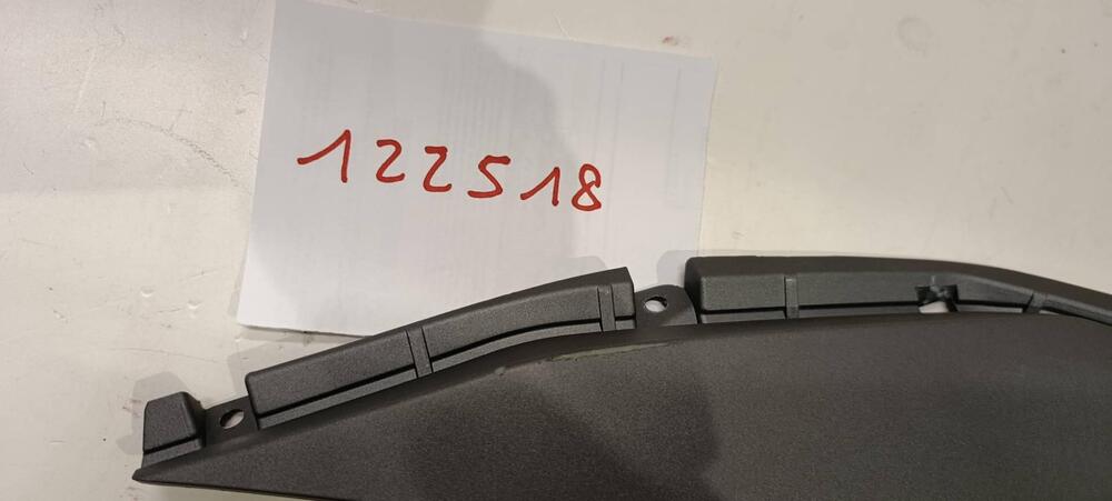 COVER FIANCHETTO POSTERIORE SX JET X 125 Sym (2)