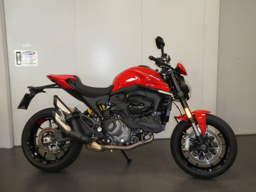 Ducati Monster 937 + (2021 - 25) (4)