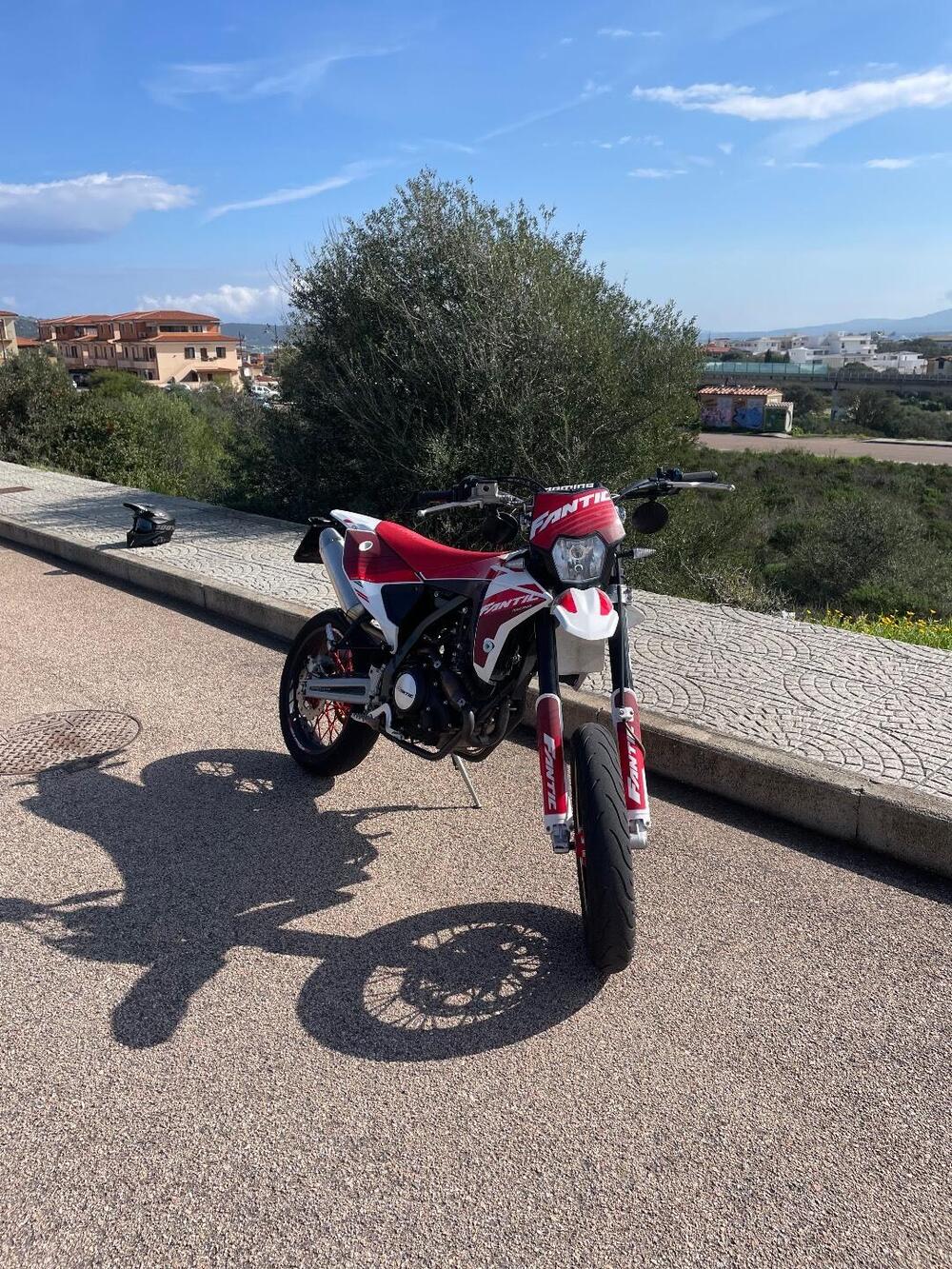 Fantic Motor XMF 125 Motard Performance 4T (2023 - 24) (4)