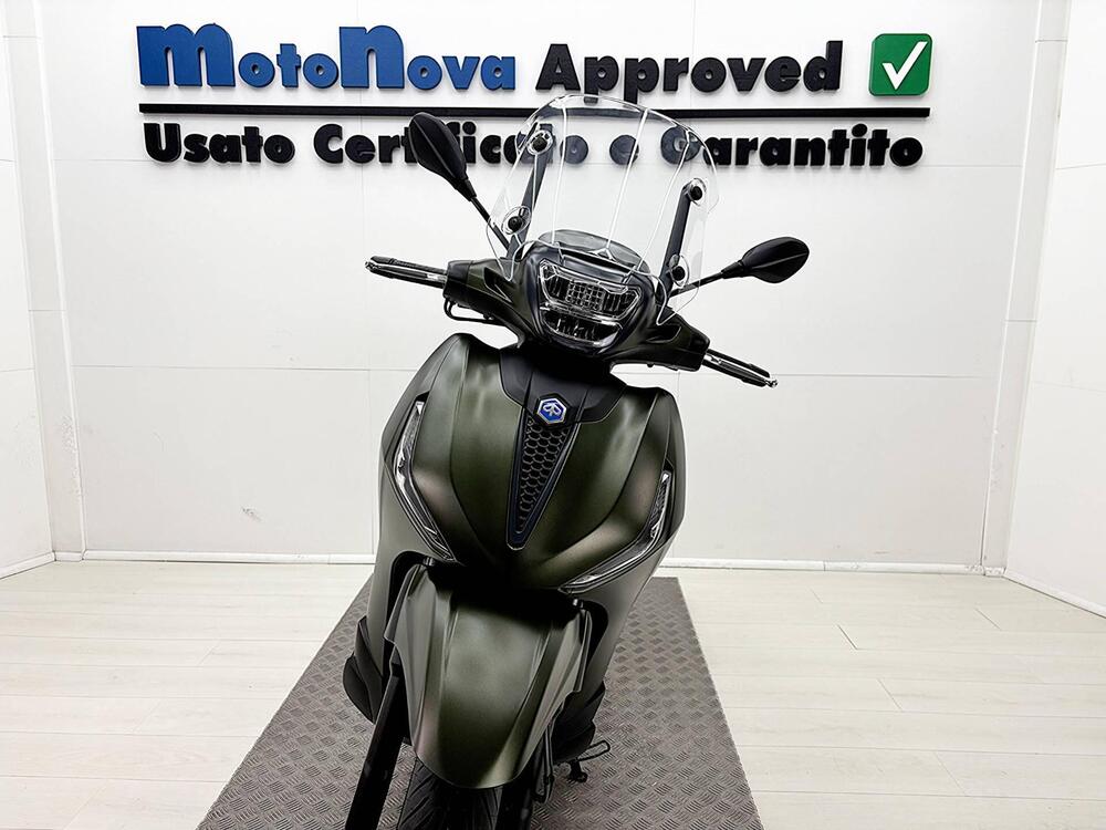 Piaggio Beverly 400 S ABS-ASR (2021 - 24) (2)